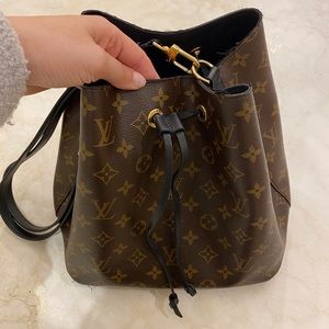 Louis Vuitton Bucket bag!